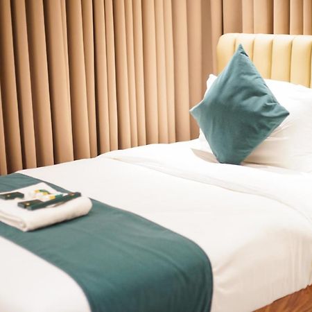 Solano Residences Lipa City Extérieur photo